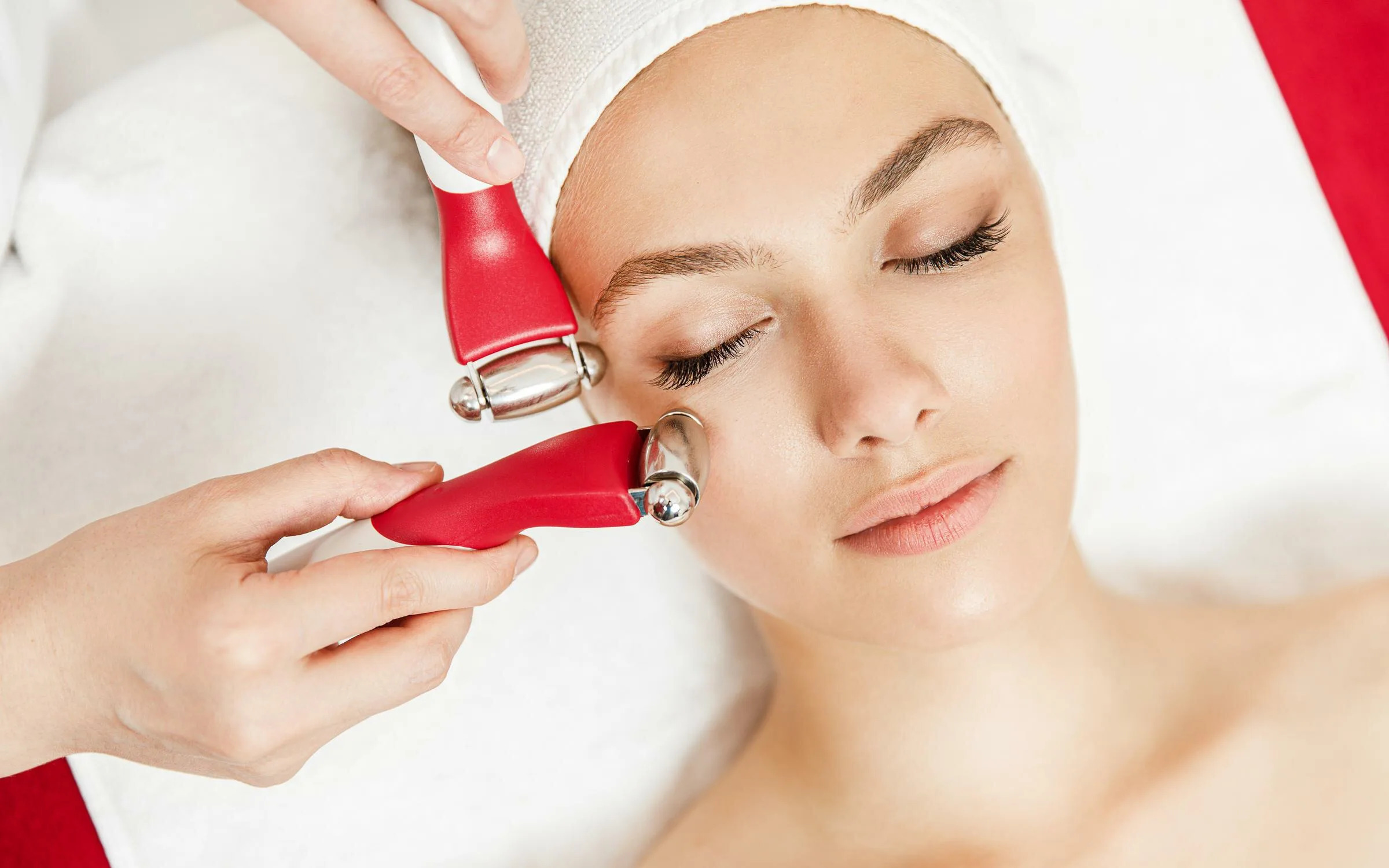 Guinot HYDRADERMIE YOUTH (Neinvazivní omlazení pleti)